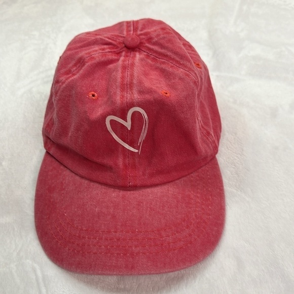 Washout Red Cotton Womens Graphic Heart Cloth Back w/Buckle Baseball Cap - Picture 5 of 6